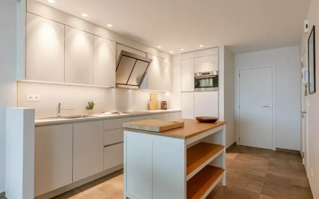 Huswell - Seaview Apartment With Spacious Terrace in Zeebrugge