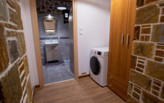 The Backyard Fisherman's House