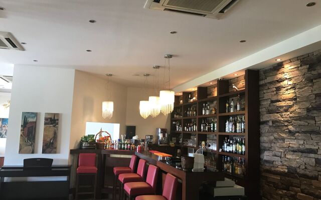 Lassi Hotel