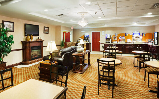Holiday Inn Express Carrollton