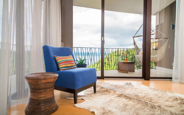 Papagayo Luxury