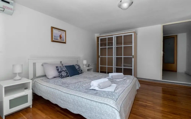 Stunning Apartment in Crikvenica With 2 Bedrooms and Wifi