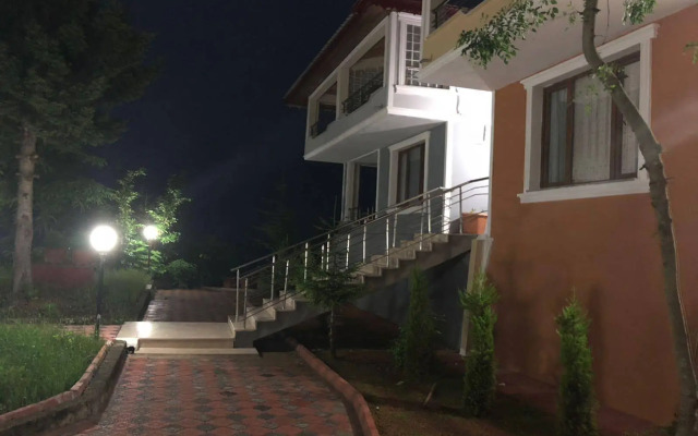 Zarha Mountain Resort