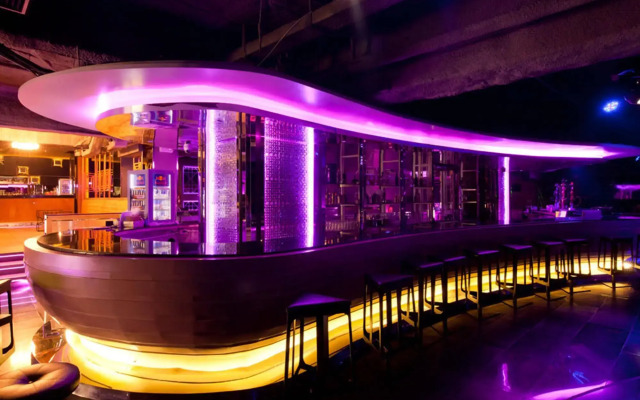 Graceland Bangkok Residence