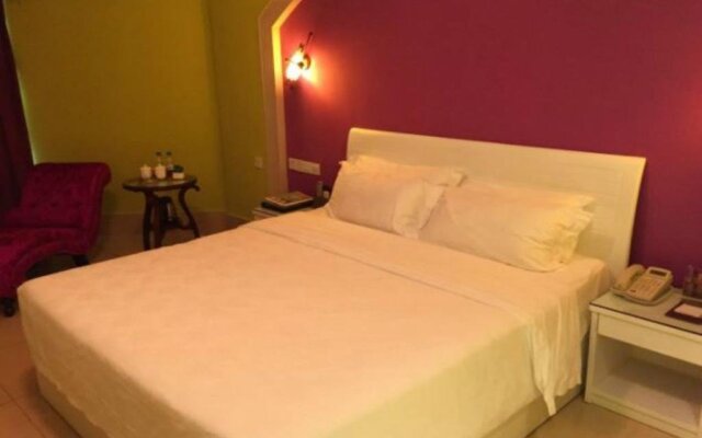Longquan Hotel