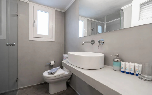Zan Moreas Beautiful Apt in Koukaki