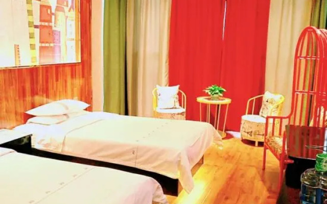 Blue Magpie Holiday Hotel