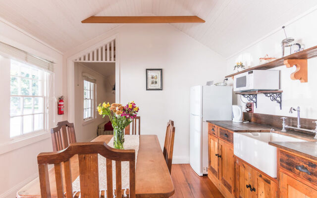 Ashton Gate Guest House