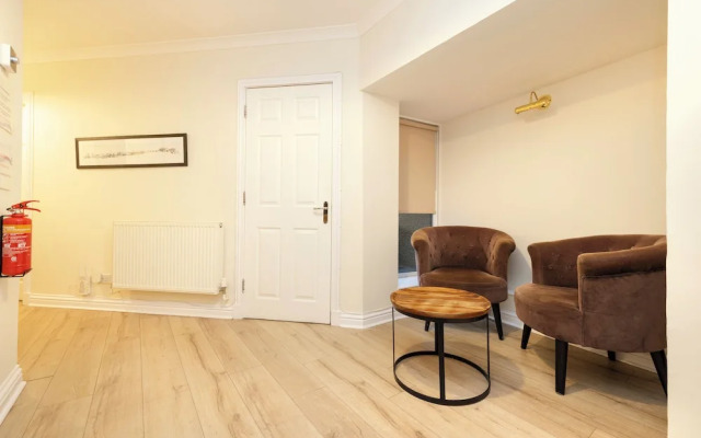 JOIVY Modern flats near Edinburgh Castle