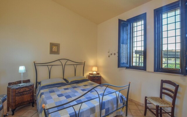 Stunning Home in Noto With 3 Bedrooms and Wifi