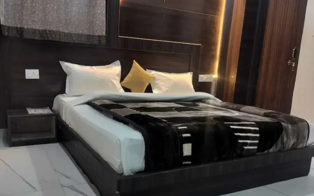 Hotel Shri Mohini Kunj Vindavan By HRG