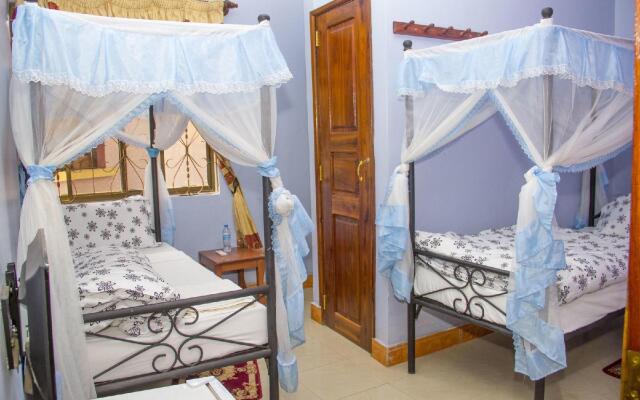 Arusha Giraffe Lodge