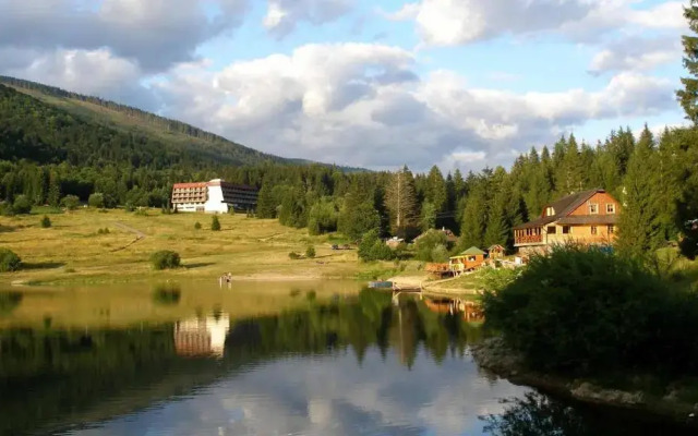 Krpácovo, Nízke Tatry - chata na kraji lesa