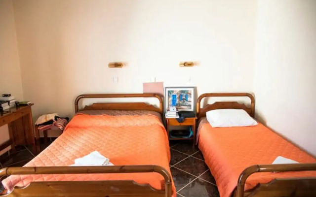 Alexis Studios