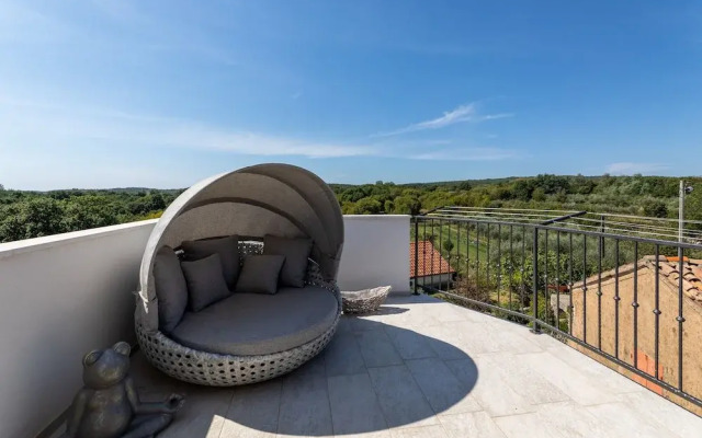 Stunning Villa on Island Krk Near Sandy Beach