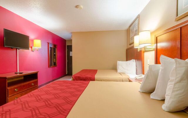 Rodeway Inn Mitchell