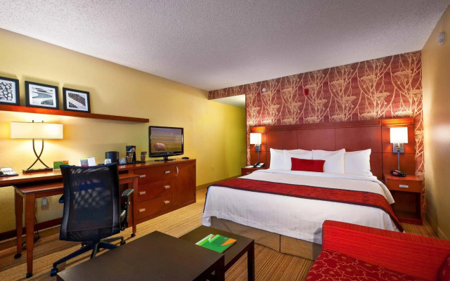 Courtyard® by Marriott® Baton Rouge South