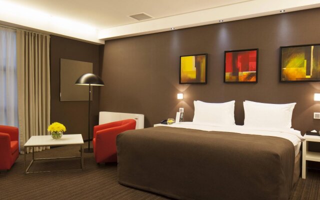 Ramada Hotel and Suites Baku