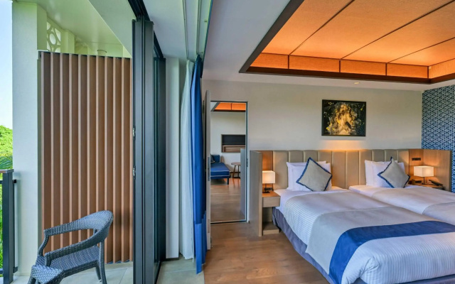 Fusaki Beach Resort Hotel & Villas
