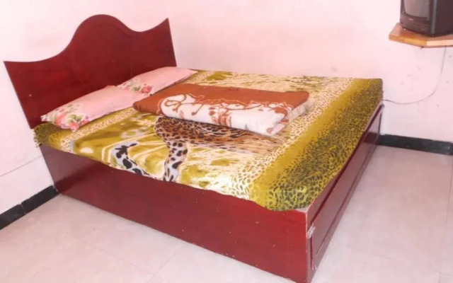 Hotel Ayodhya