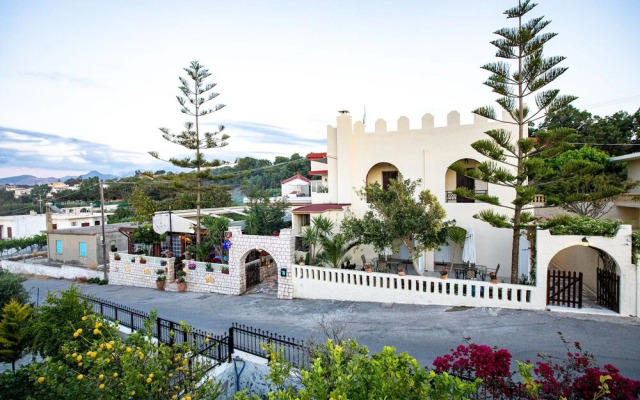 Remarkable Jasmine Apartment in Panormo