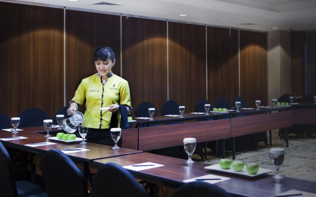 Grand Edge Hotel Semarang