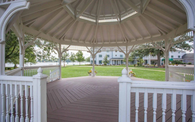 Oakwood Resort