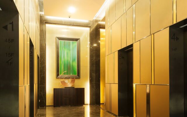 Yicheng Apartment PaZhou Poly World Center