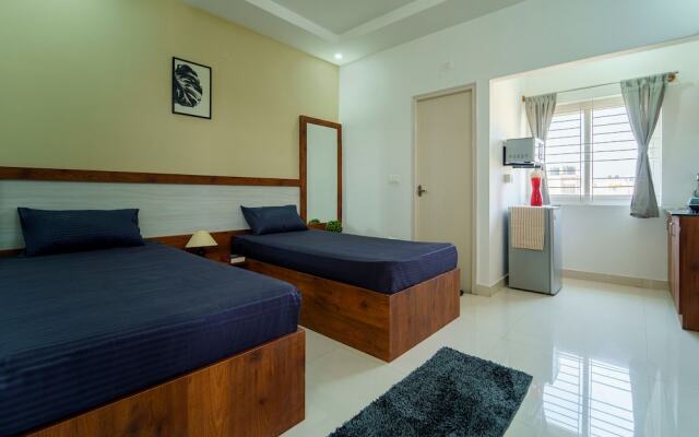 Wandr Taurus - Sarjapur, Vaishnavi Tech Park, Manipal Hospital