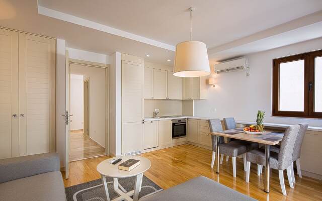 Spaska Apartments