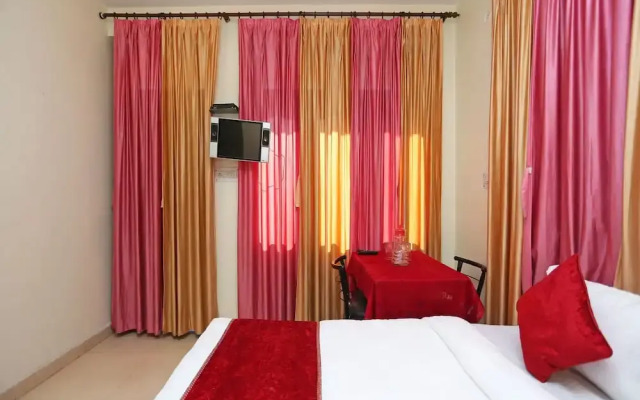 Oyo 10932 Home 1Bk Spacious Studio Mehragaon