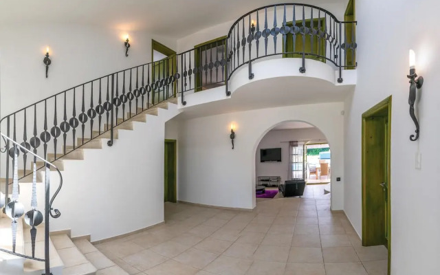 Beautiful Home in Valtura With Wifi and 5 Bedrooms