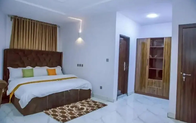 Taj Suites