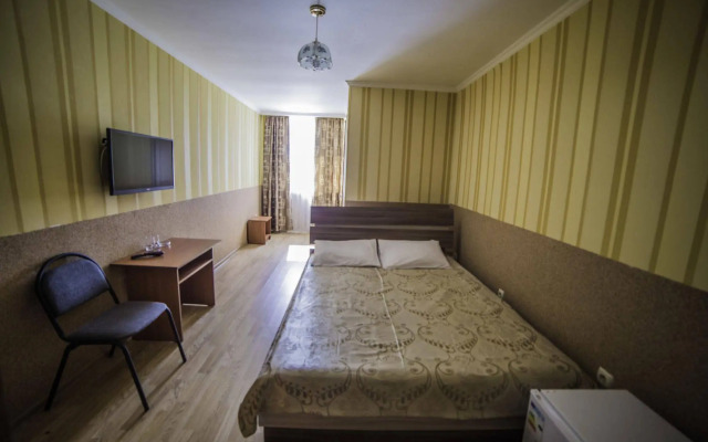 Economy Hotel Zhyger