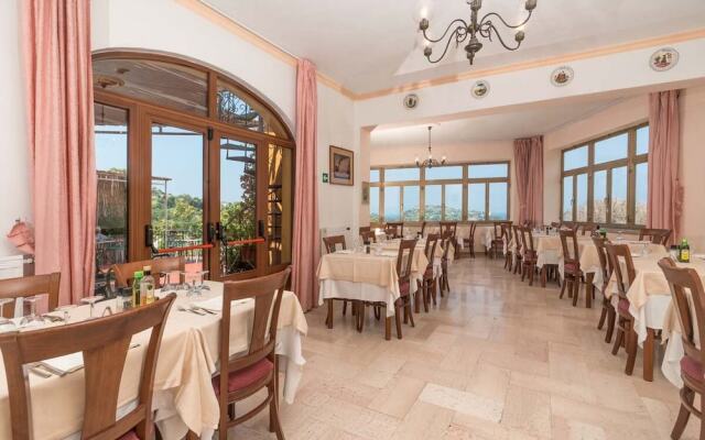 Hotel Pensione Monti