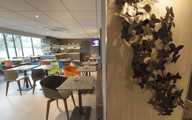ibis Styles Saint-Quentin