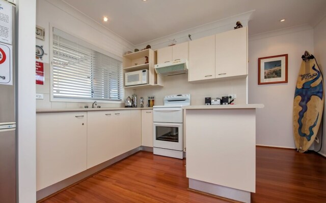 Anchor at 'D' Point, 2/14 Noamunga Street