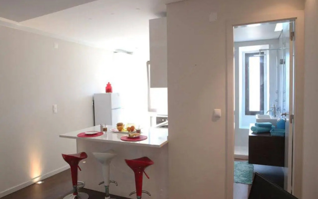 Traveling To Lisbon Bairro Alto Apartments
