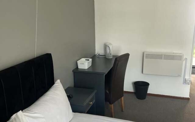OYO Stay Inn Express