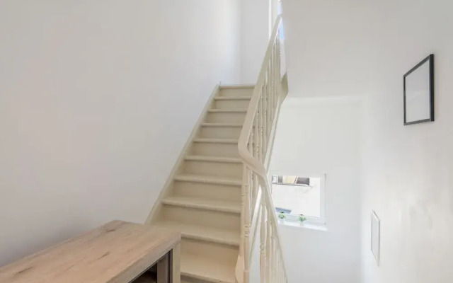 Bright Apartment in the City Center