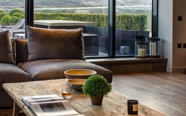 Quartermile Luxe at The Meadows