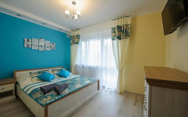 Pokoje i apartamenty IWONA