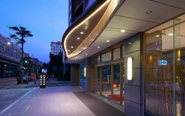 Park Taipei Hotel