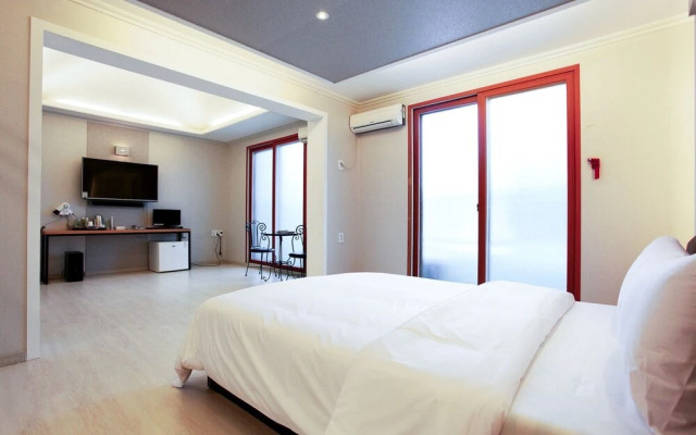 Ganghwa J Motel Pension