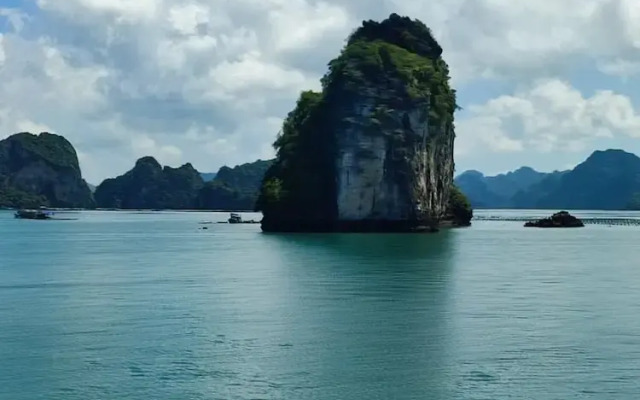 MonHomestay Ha Long-Amazing view balcony