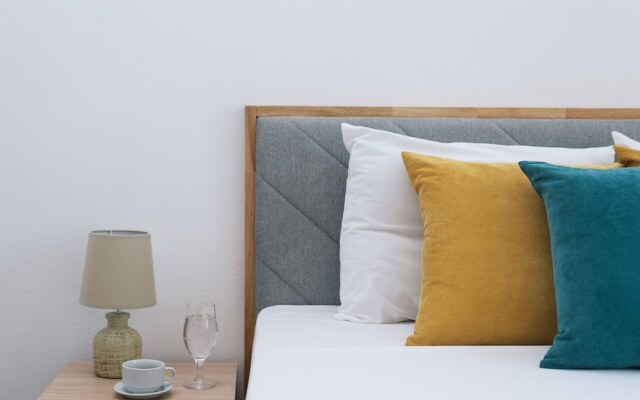 Ermis Luxury Suites & Apartments