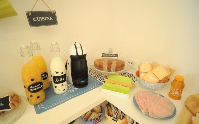 The Corner 180 Suite