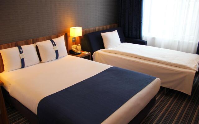 Premier Inn Duesseldorf City Centre Hotel