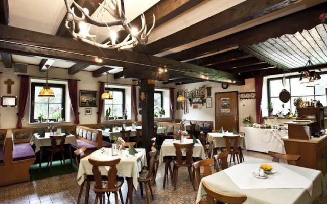 Landhotel Lacknerhof