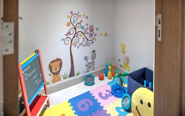 Dream Inn - City Walk Modern & Luxury